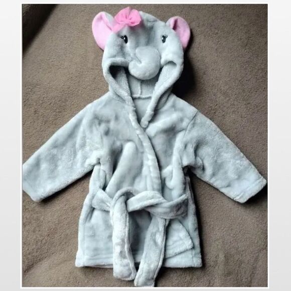 New Robe & Towels Bath Set Kid Baby 0-9 Months Girl Gray White Mini 4 Piece NWT - Picture 2 of 16